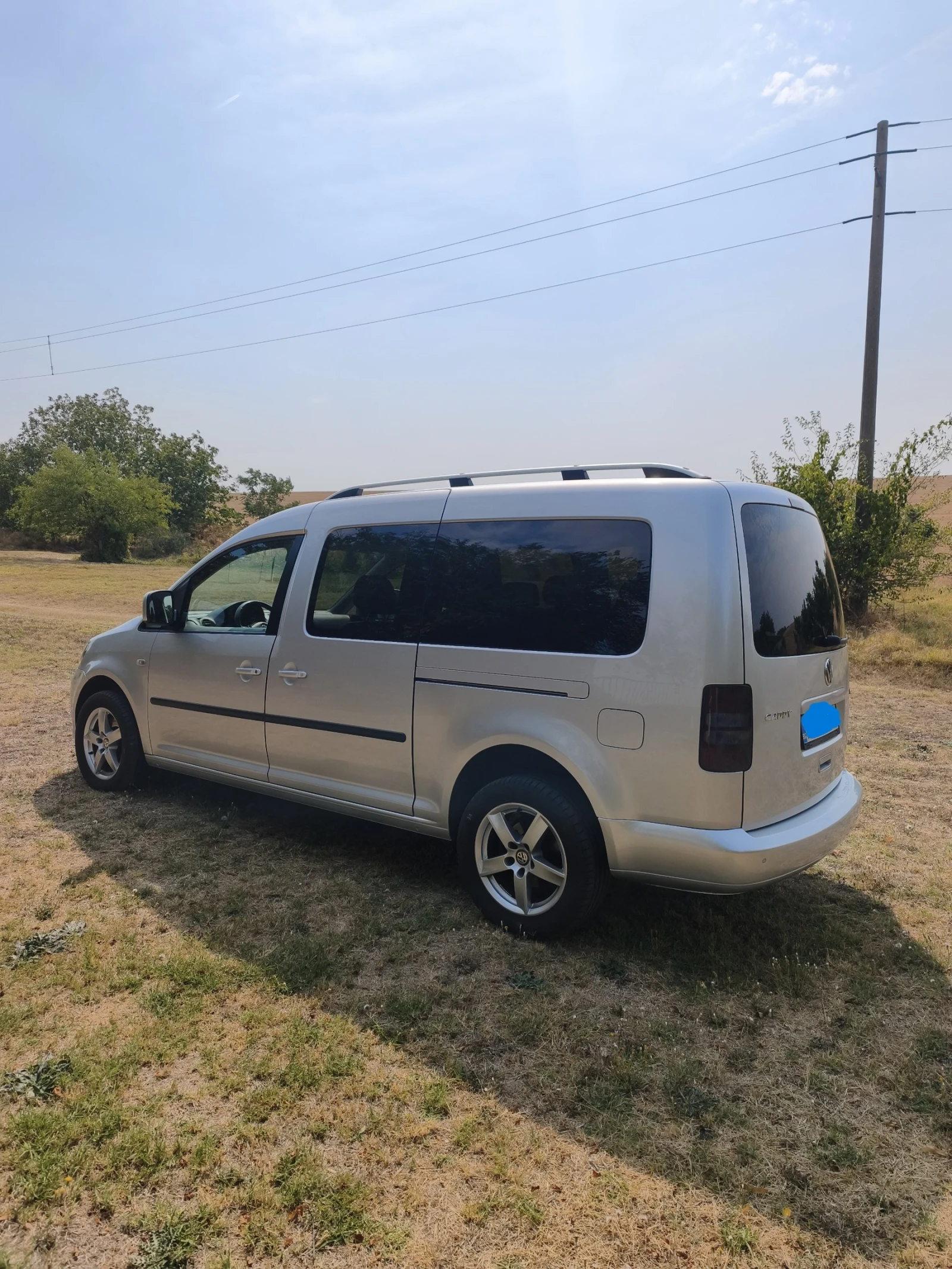 VW Caddy, снимка 4 - Автомобили и джипове - 56255670