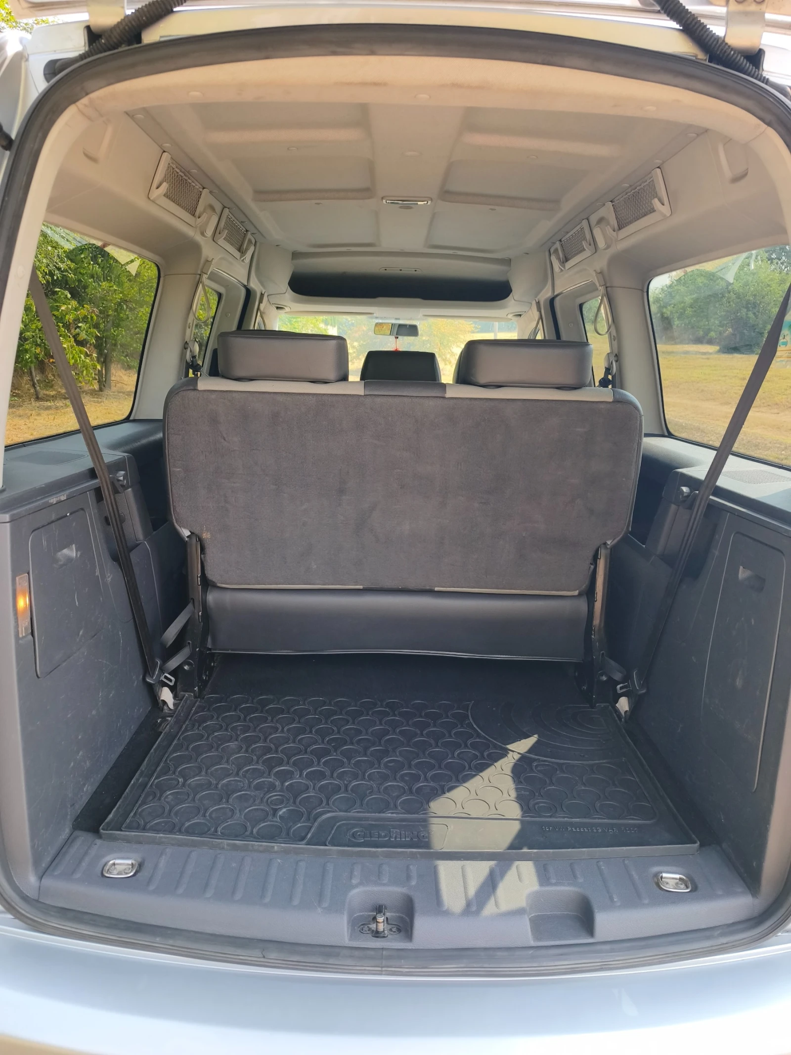 VW Caddy, снимка 12 - Автомобили и джипове - 56255670
