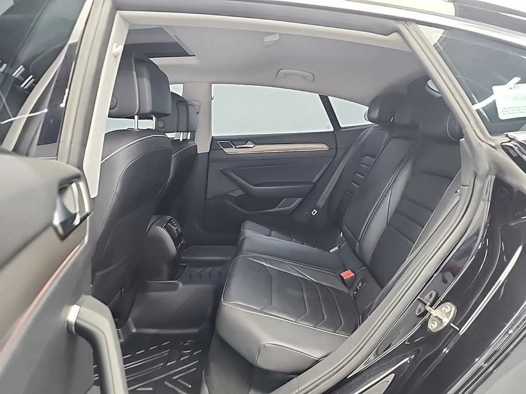 VW Arteon, снимка 14 - Автомобили и джипове - 56376257