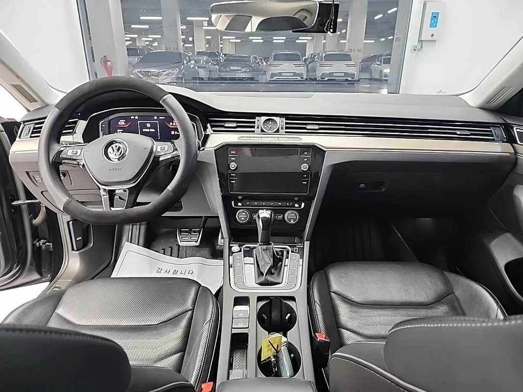 VW Arteon, снимка 6 - Автомобили и джипове - 56376257