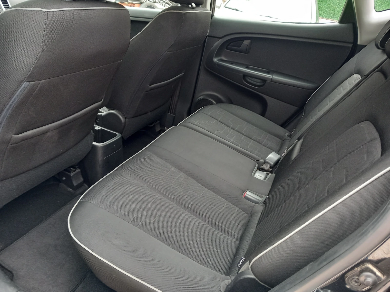 Kia Venga 1.4i ����������� | Mobile.bg � ����������� 12