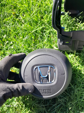 Honda Hr-v 3, снимка 2 - Автомобили и джипове - 45429237