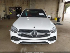  Mercedes-Benz GLC 30...