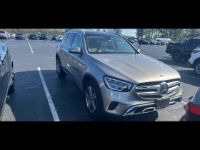 Mercedes-Benz GLC 300 2021* подгрев* keyless* м.точка* pano* digital* ка, снимка 2