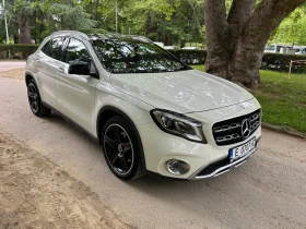Снимка Mercedes-Benz GLA 25...