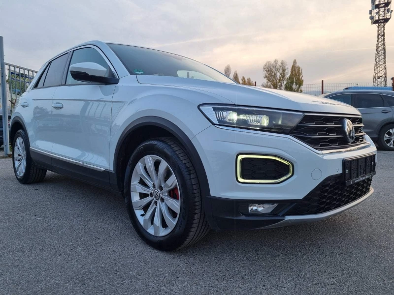 VW T-Roc 1.5 TSI 150 R-Line, снимка 16 - Автомобили и джипове - 47772736