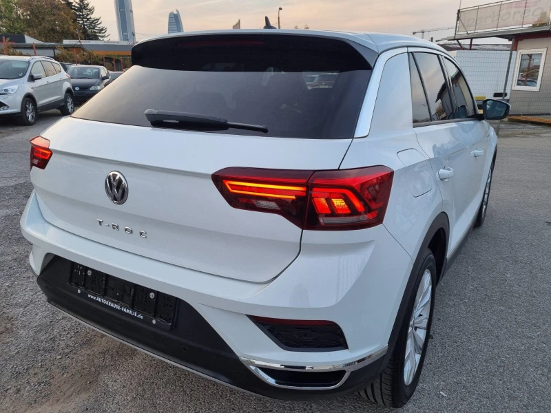 VW T-Roc 1.5 TSI 150 R-Line, снимка 12 - Автомобили и джипове - 47772736