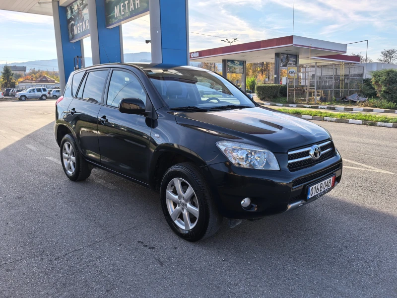 Toyota Rav4 D4D, снимка 7 - Автомобили и джипове - 47859740