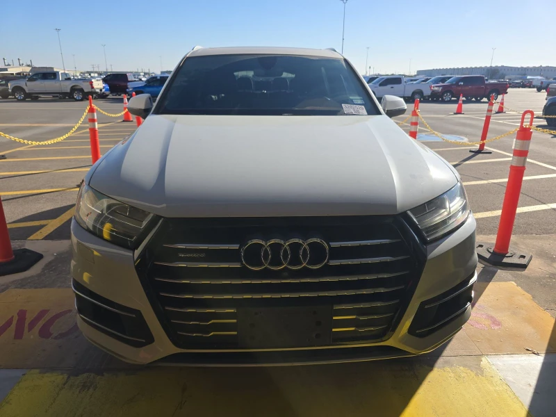 Audi Q7 3.0T* PREMIUM* PLUS* ДИГИТАЛНО* ТАБЛО* ДИСТРОНИК* , снимка 5 - Автомобили и джипове - 48503561