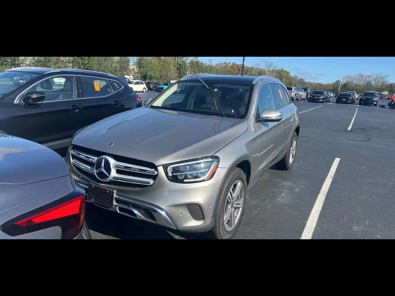 Mercedes-Benz GLC 300 2021* подгрев* keyless* м.точка* pano* digital* ка, снимка 1 - Автомобили и джипове - 48664218