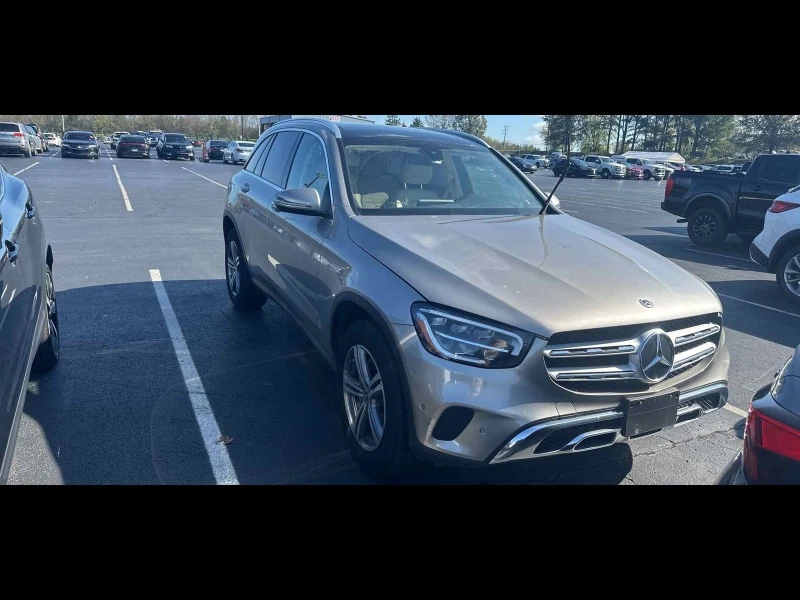 Mercedes-Benz GLC 300 2021* подгрев* keyless* м.точка* pano* digital* ка, снимка 2 - Автомобили и джипове - 48664218