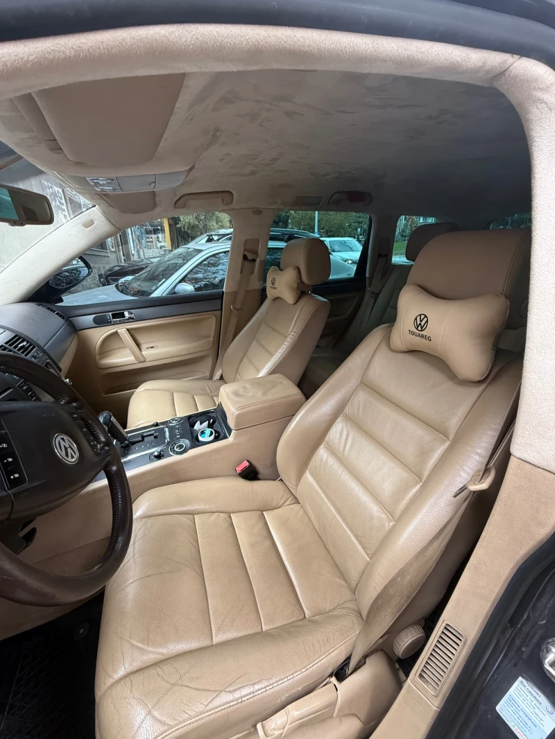 VW Touareg, снимка 6 - Автомобили и джипове - 52288850