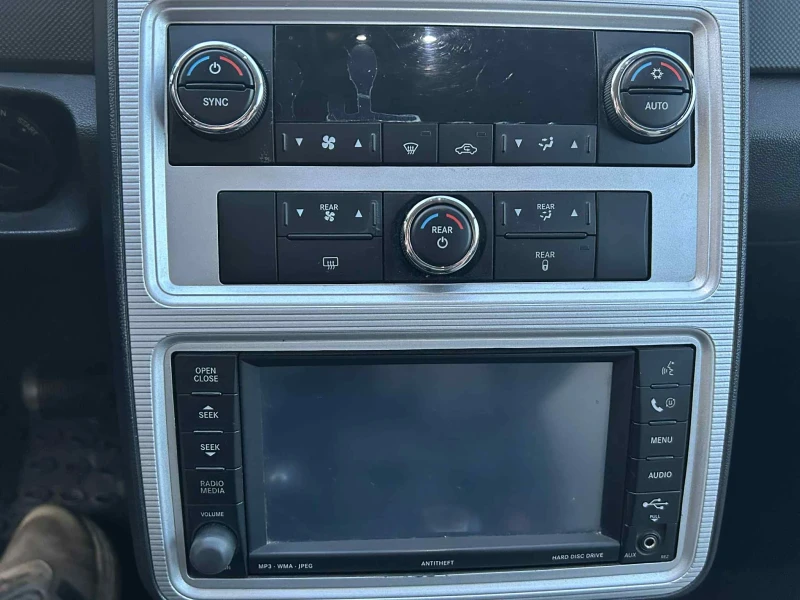 Dodge Journey, снимка 9 - Автомобили и джипове - 53075908