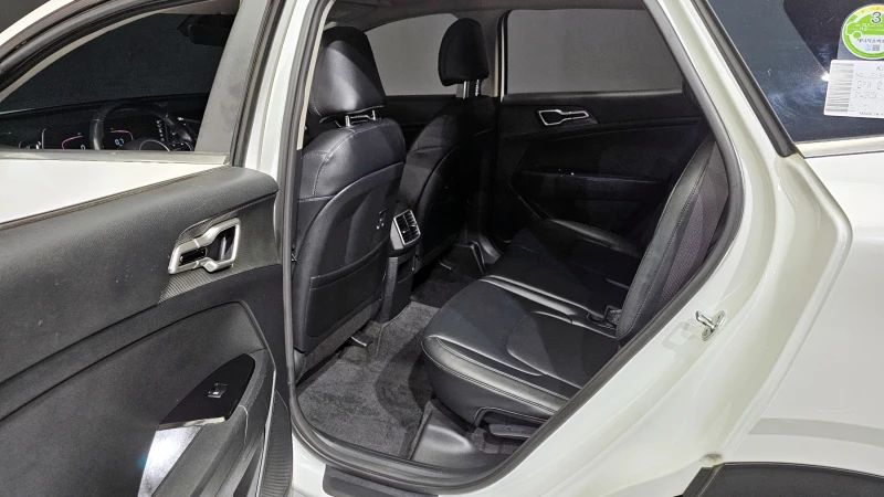 Kia Sportage 2.0CRDI/4x4/Пълна сервизна !!!, снимка 9 - Автомобили и джипове - 53417368