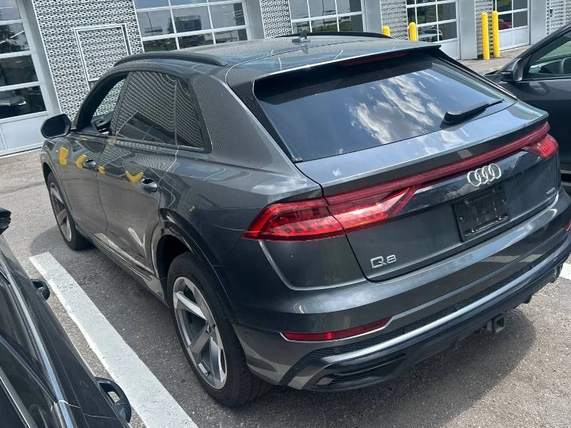 Audi Q8 * Technik * ОБДУХВАНЕ * 360 * PANO, снимка 7 - Автомобили и джипове - 55435966