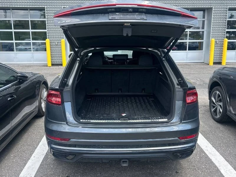 Audi Q8 * Technik * ОБДУХВАНЕ * 360 * PANO, снимка 16 - Автомобили и джипове - 55435966