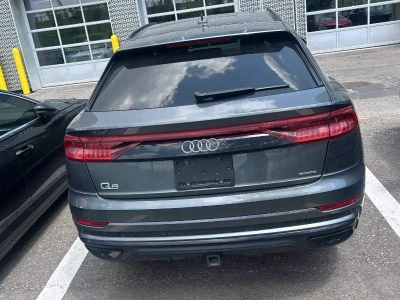 Audi Q8 * Technik * ОБДУХВАНЕ * 360 * PANO, снимка 6 - Автомобили и джипове - 55435966