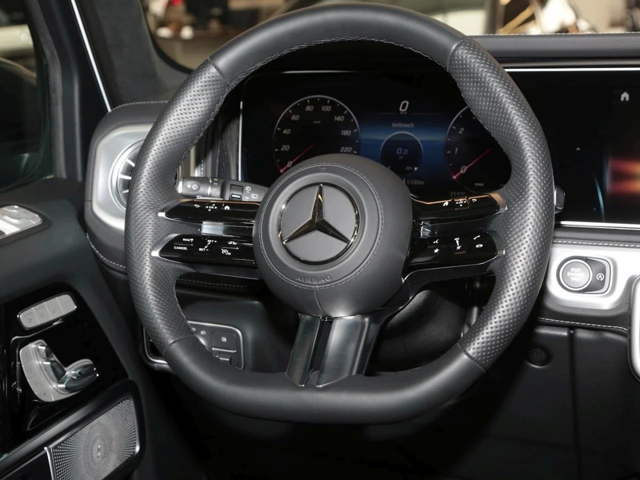 Mercedes-Benz G 500 AMG 4M NIGHT BURMESTER EXCLUSIVE-LINE 360 KEYLESS - изображение 8
