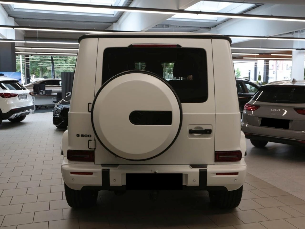 Mercedes-Benz G 500 AMG 4M NIGHT BURMESTER EXCLUSIVE-LINE 360 KEYLESS - изображение 4