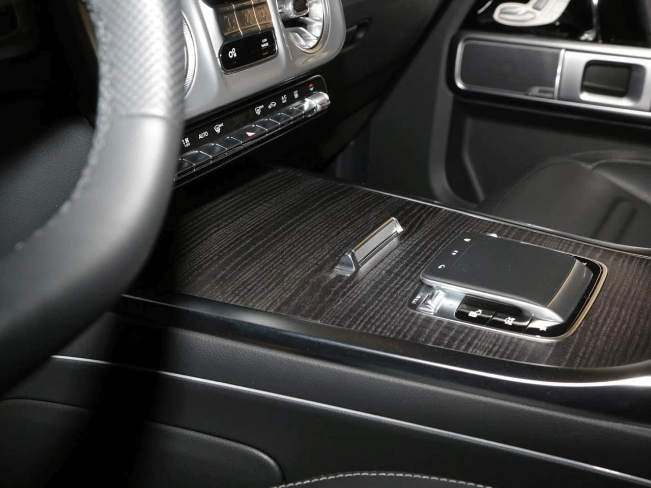 Mercedes-Benz G 500 AMG 4M NIGHT BURMESTER EXCLUSIVE-LINE 360 KEYLESS | Mobile.bg   11