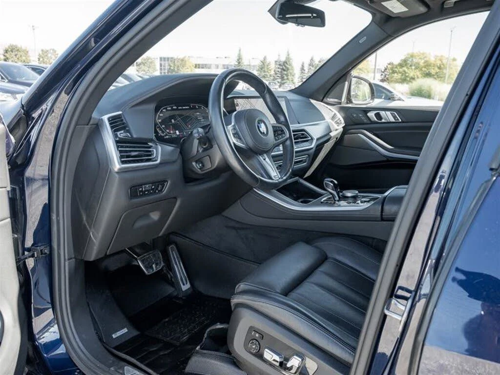 BMW X5 M50i 360CAM* HARMAN/KARDON* ОБДУХВАНЕ* МАСАЖ* PANO - изображение 6