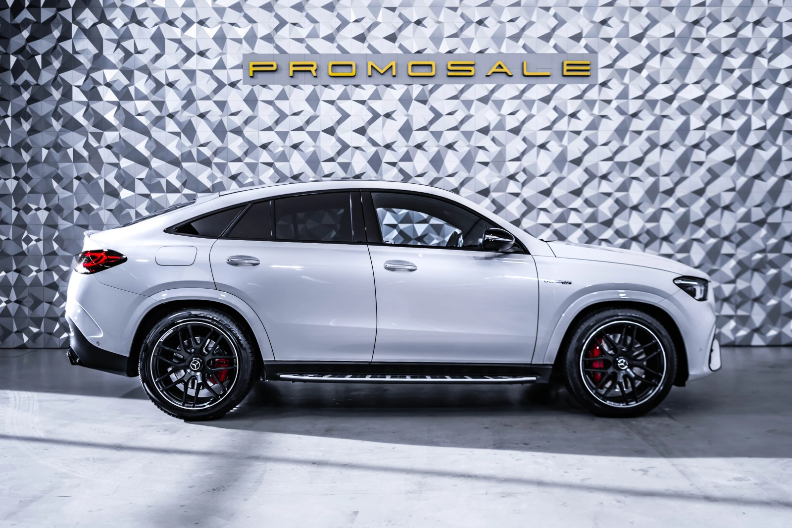 Mercedes-Benz GLE 63 S AMG 4M * Night* Pano* Burm* Carbon - изображение 6