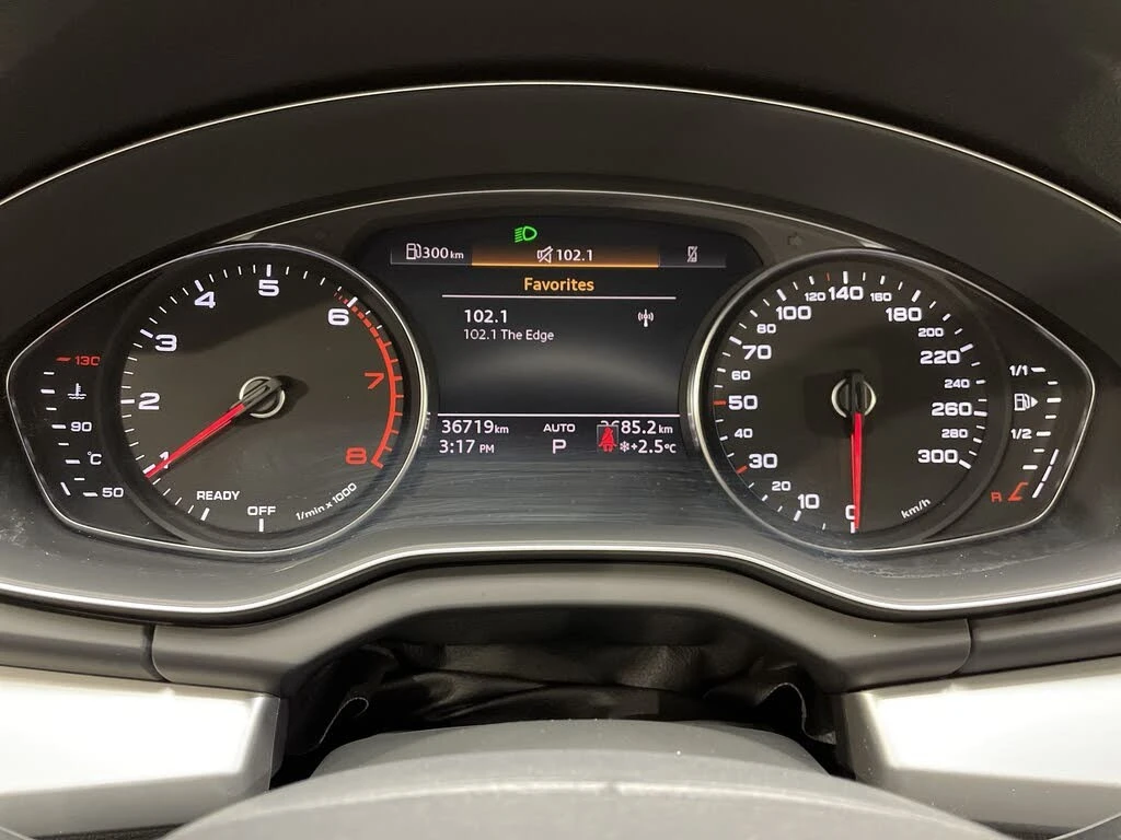 Audi Q5 quattro Komfort 45 TFSI* АвтоКредит* (Цена до БГ) , снимка 8 - Автомобили и джипове - 54005481