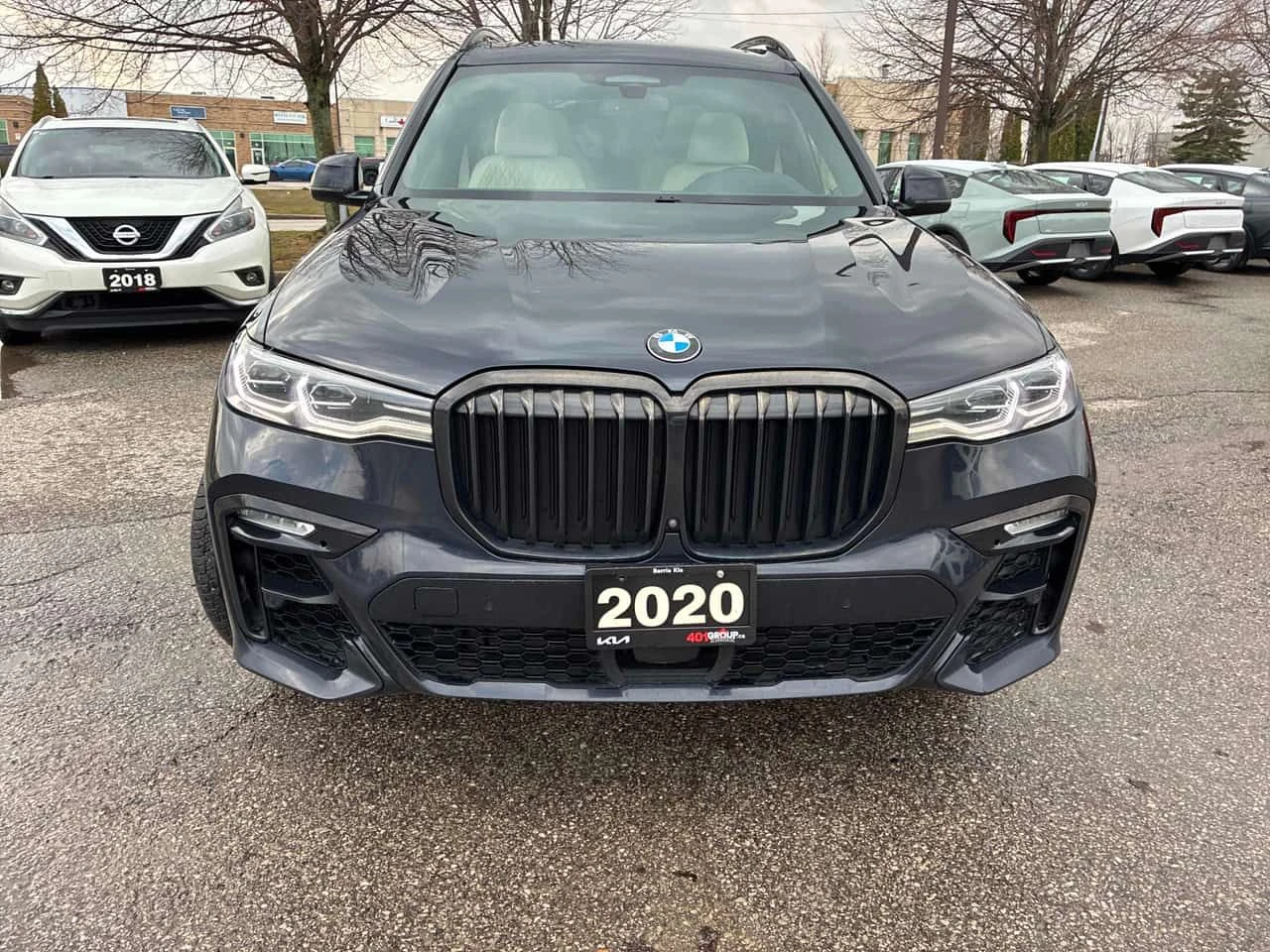 BMW X7 * XDRIVE40I * PANO * H/K * ПОДГРЕВИ * CARFAX, снимка 6 - Автомобили и джипове - 54197284