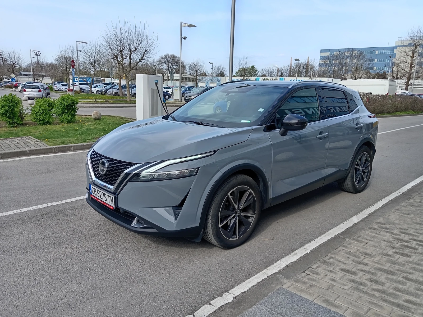 Nissan Qashqai Tekna CVT 2WD, снимка 2 - Автомобили и джипове - 54279647