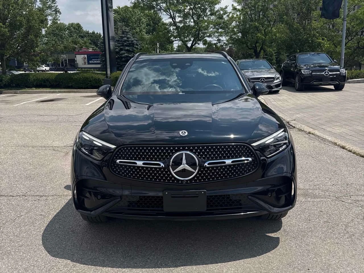 Mercedes-Benz GLC 300 4MATIC/360/HUD/ПАНОРАМА/ПОДГРЕВИ/OT MERCEDES, снимка 6 - Автомобили и джипове - 55106063