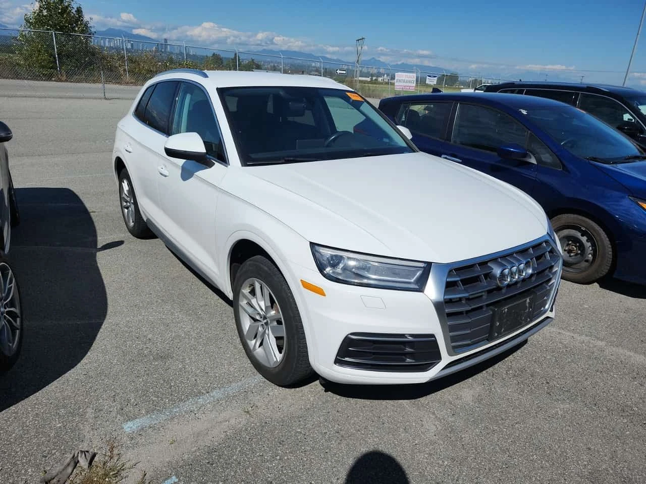 Audi Q5  PREMIUM SPORT UTILITY 4D/CARFAX/ФИНАНСИРАНЕ, снимка 2 - Автомобили и джипове - 55702178