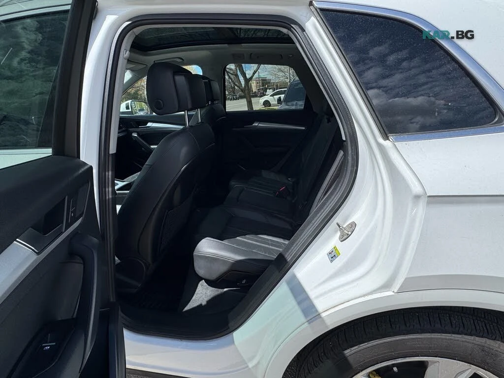 Audi Q5 Progressiv * ACC * АвтоКредит * (ЦЕНА ДО БГ), снимка 16 - Автомобили и джипове - 55893084