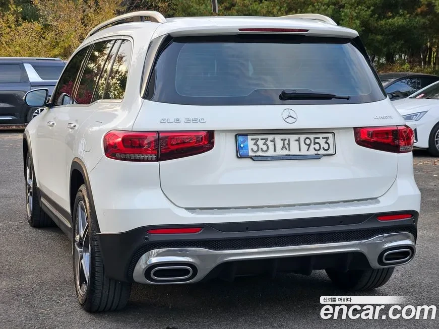 Mercedes-Benz GLB GLB 250 4MATIC | AMG LINE | Mobile.bg � ����������� 4