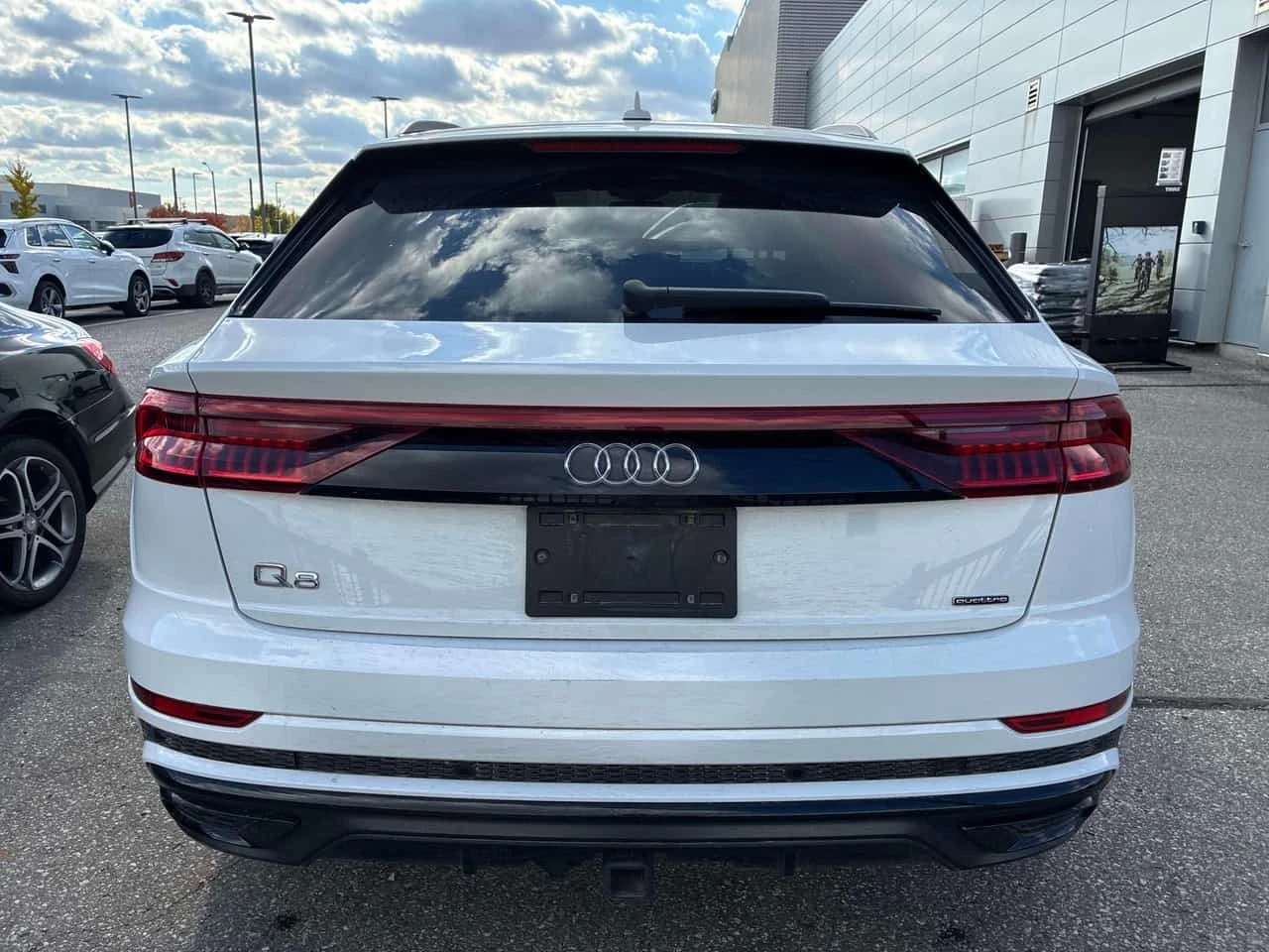 Audi Q8 TECHNIK AWD S LINE * КРАЙНА ЦЕНА* , снимка 3 - Автомобили и джипове - 56695722