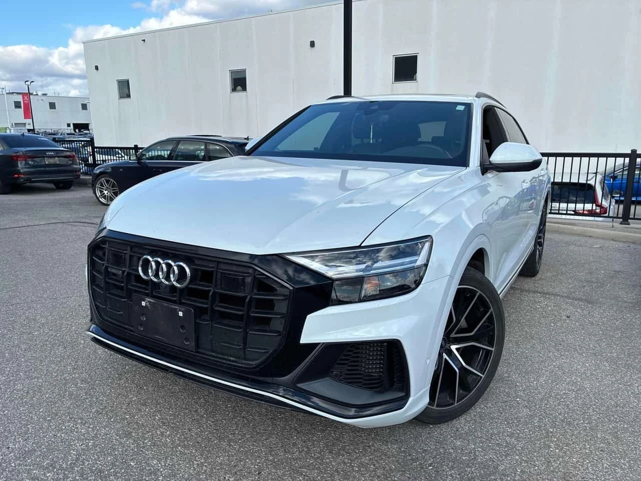 Audi Q8 TECHNIK AWD S LINE * КРАЙНА ЦЕНА* 