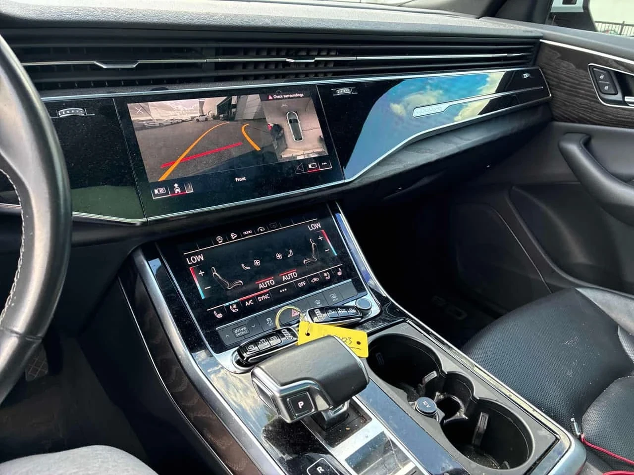 Audi Q8 TECHNIK AWD S LINE * КРАЙНА ЦЕНА* , снимка 7 - Автомобили и джипове - 56695722