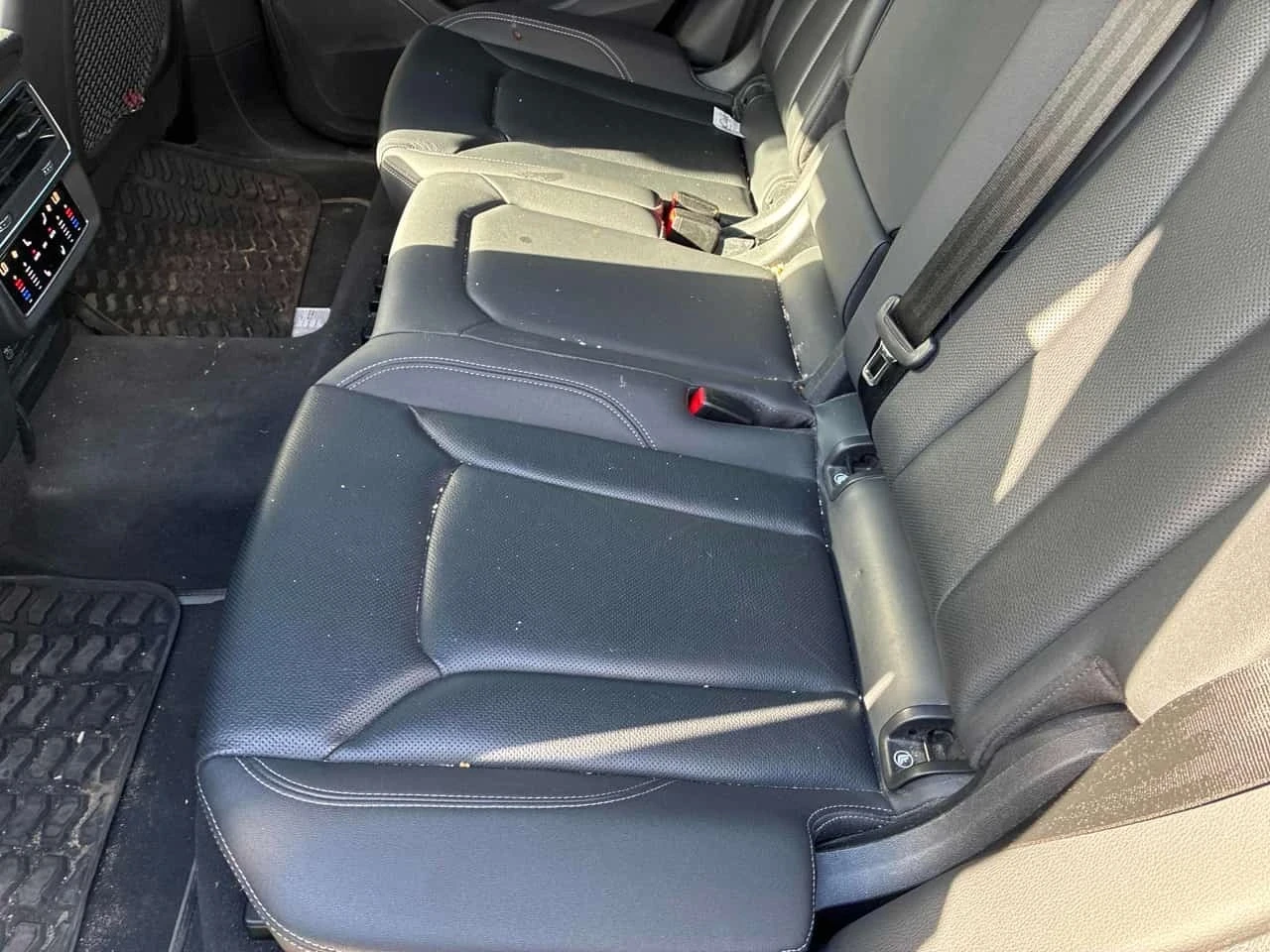 Audi Q8 TECHNIK AWD S LINE * КРАЙНА ЦЕНА* , снимка 13 - Автомобили и джипове - 56695722