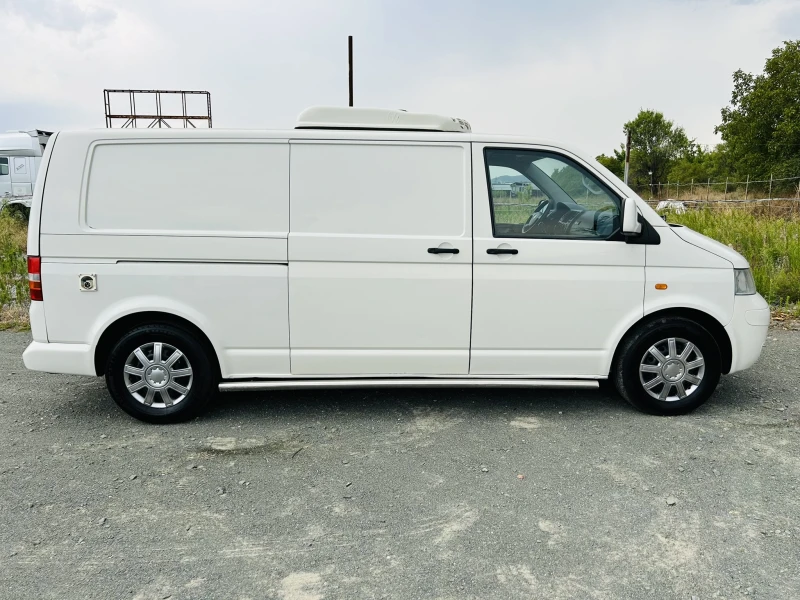 VW Transporter Т5 2.5TDI/ХЛАДИЛЕН/2 Странични Врати, снимка 6 - Бусове и автобуси - 51533343