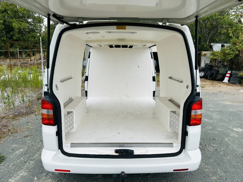 VW Transporter Т5 2.5TDI/ХЛАДИЛЕН/2 Странични Врати, снимка 9 - Бусове и автобуси - 51533343