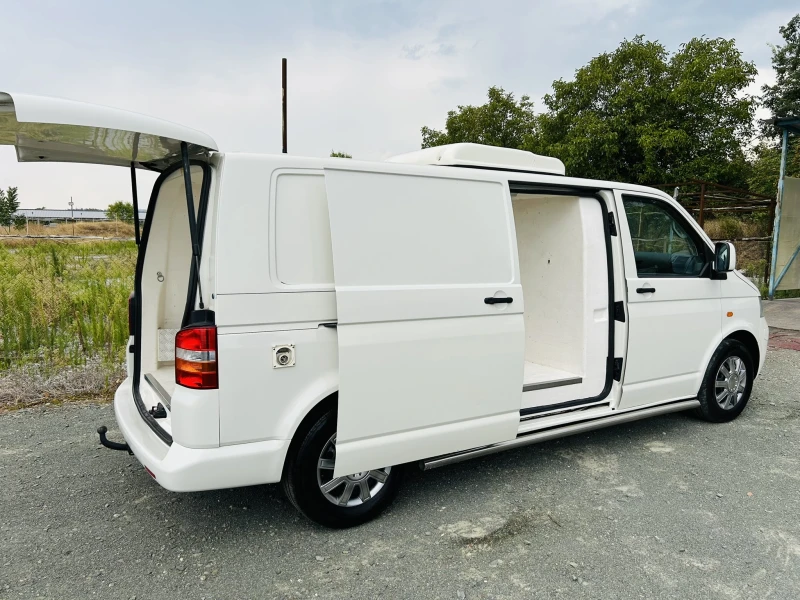 VW Transporter Т5 2.5TDI/ХЛАДИЛЕН/2 Странични Врати, снимка 10 - Бусове и автобуси - 51533343
