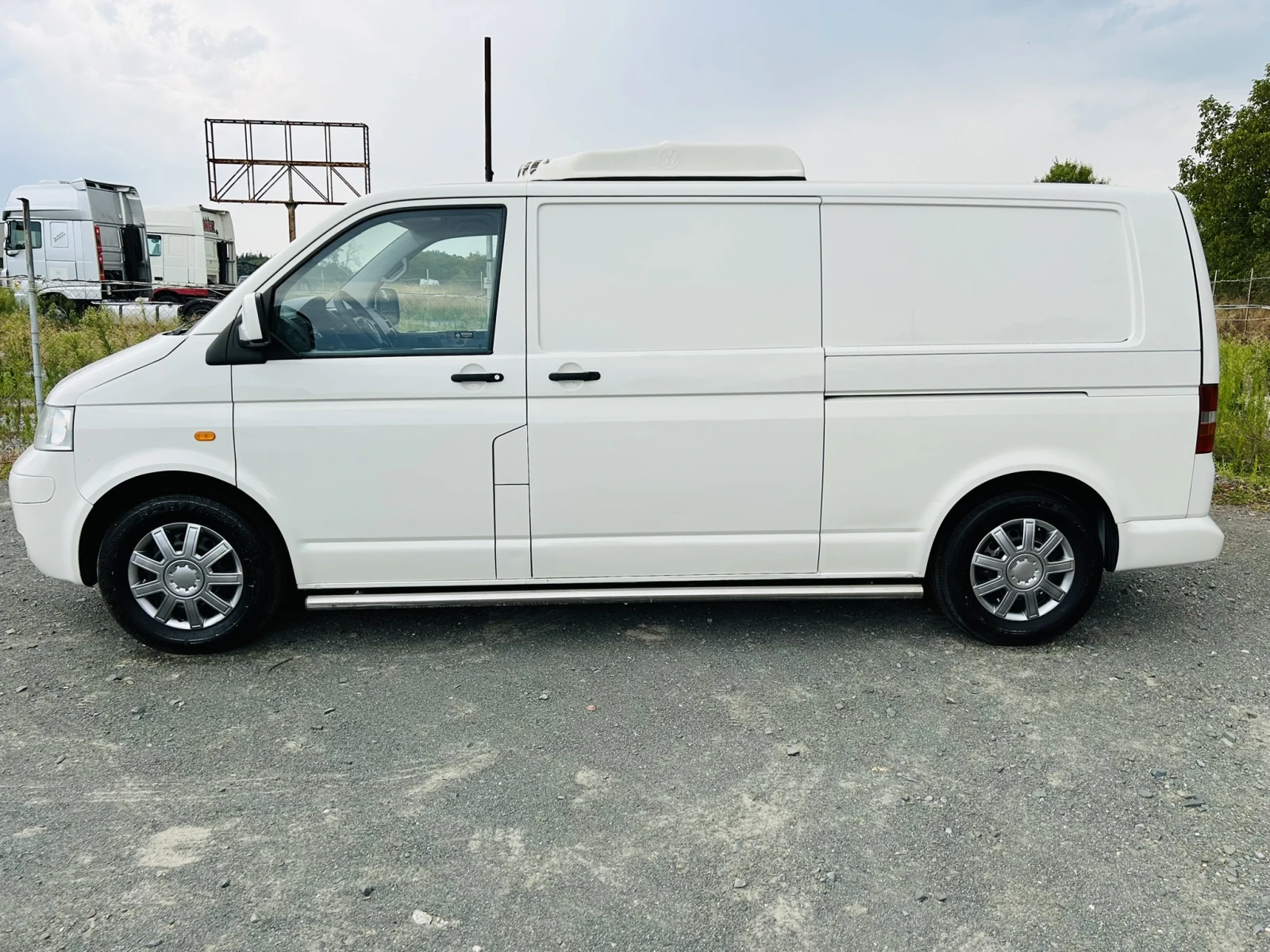 VW Transporter Т5 2.5TDI/ХЛАДИЛЕН/2 Странични Врати - изображение 2