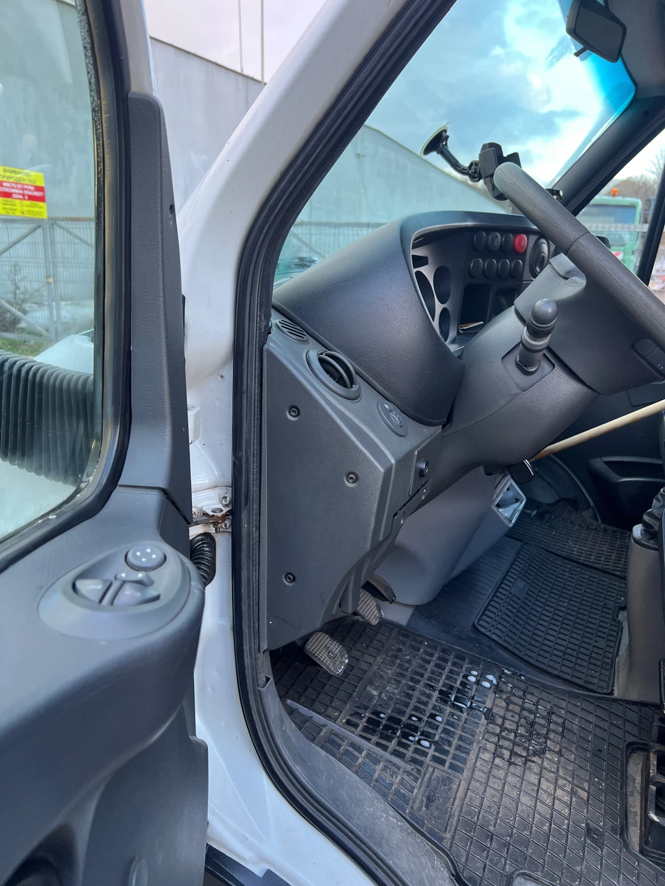 Iveco Daily 40c14 - изображение 8