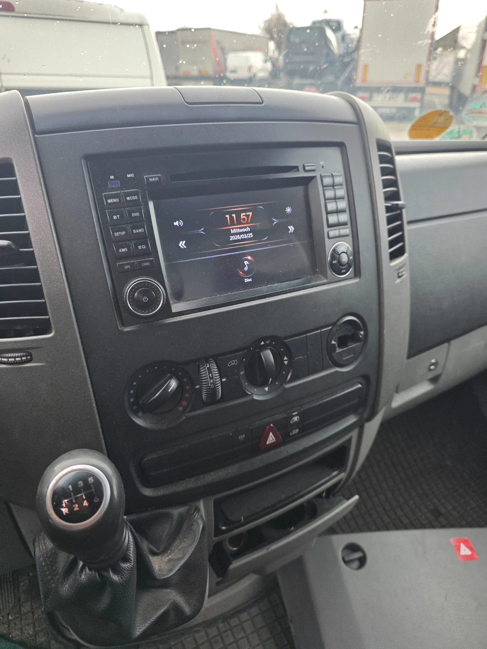 Mercedes-Benz Sprinter 311 2.2cdi 109ks OM646, снимка 11 - Бусове и автобуси - 53971910