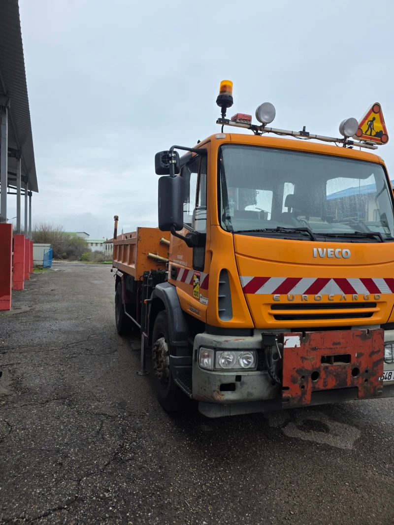 Iveco Eurocargo 180E21 самосвал с кран снегорин , снимка 6 - Камиони - 52580048