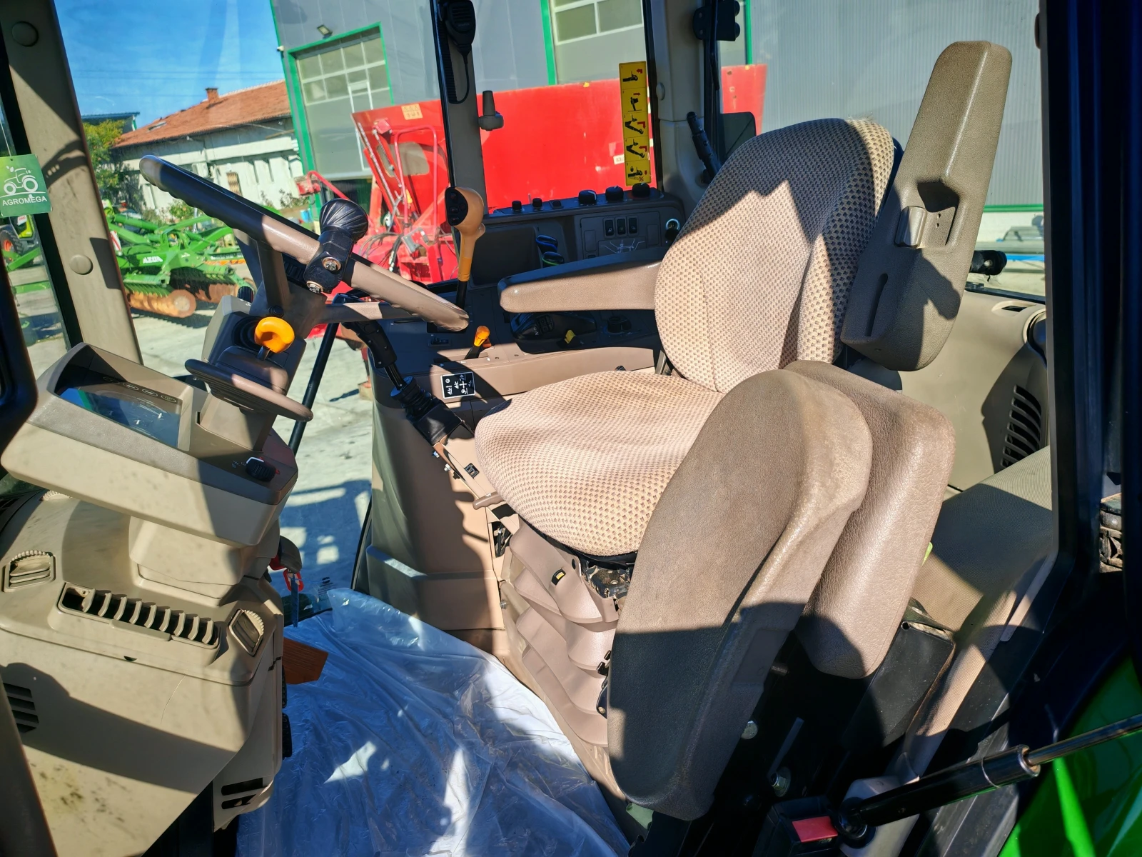  John Deere 6115M | Mobile.bg   15