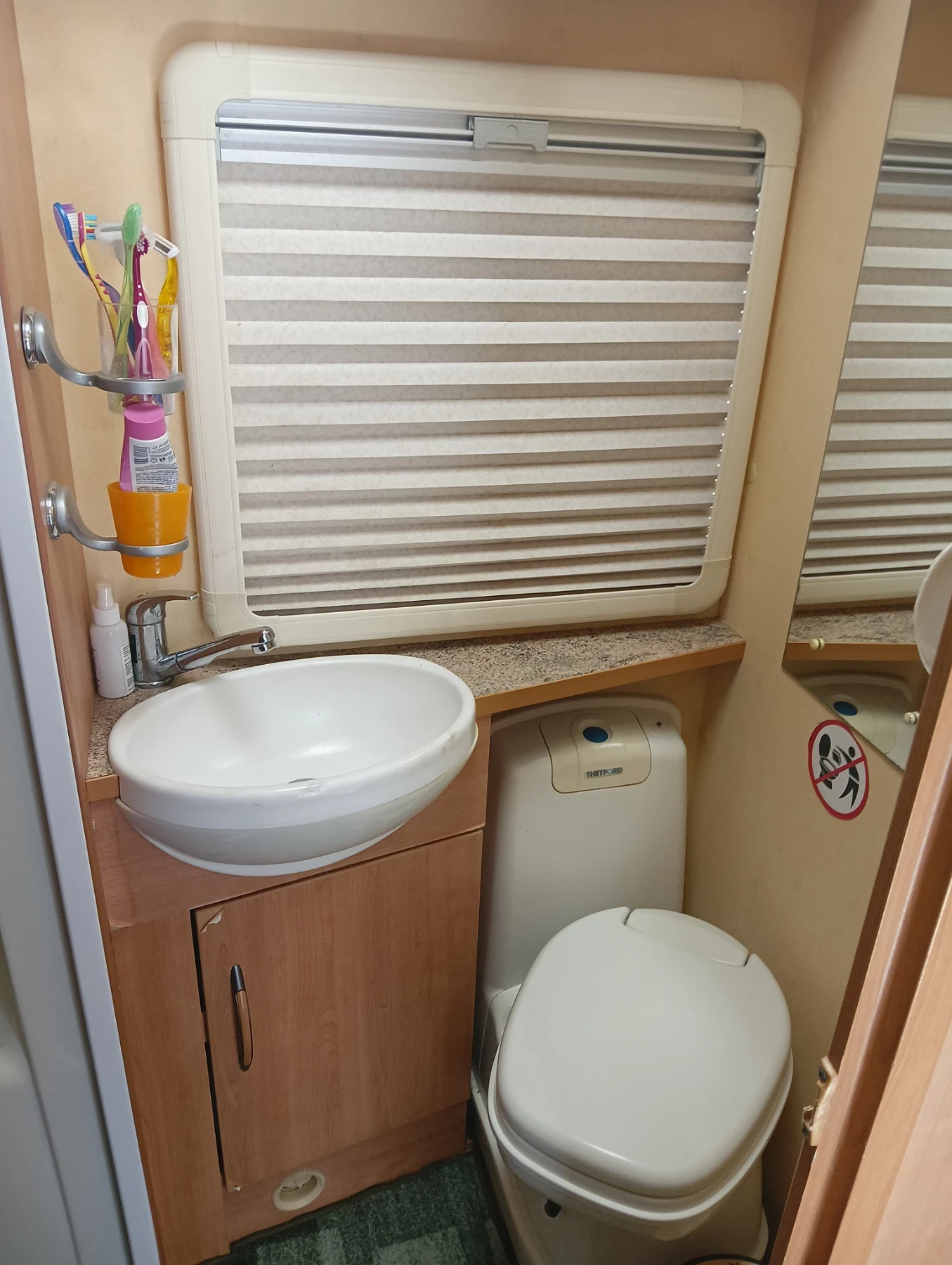  Award ACE | Mobile.bg   12