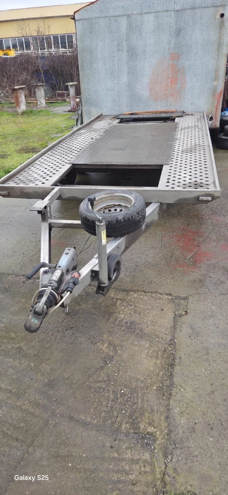 За автомобил Sirius