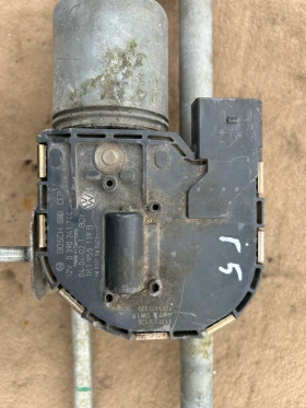 0390241744  моторче с механизъм предни чистачки VW GOLF 5 3398010126, снимка 2 - Части - 53030225