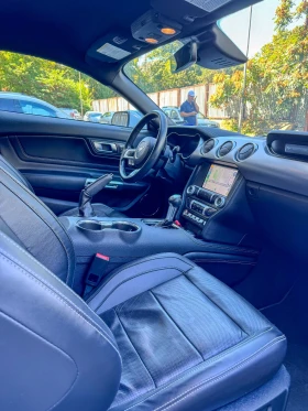 Ford Mustang GT Premium, снимка 10