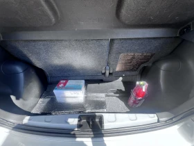Toyota Yaris, снимка 8